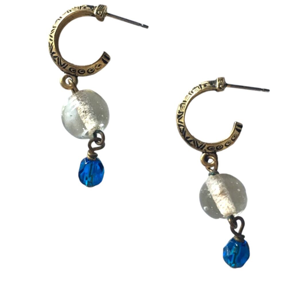 Gold tone semi-hoop beaded accent post earrings
